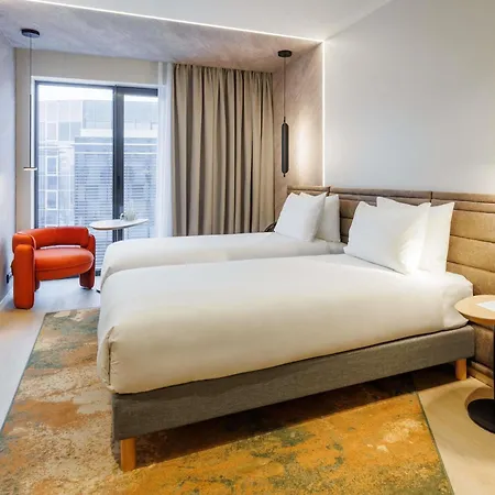 ホテル Novotel 4*